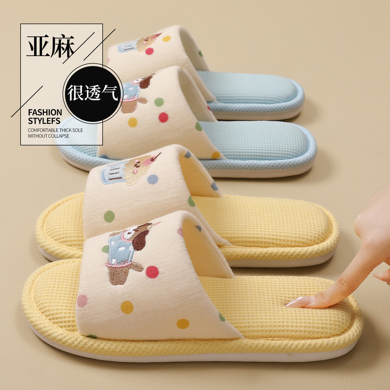 Spring and Autumn Home Linen Slippers for Women with Cartoon Embroidery, Indoor Household Comfortable Floor Slippers for All Seasons, Cotton and Linen Fabric