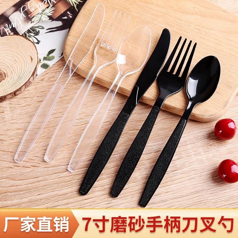 Одноразовый набор столовых приборов из 7inch предметов с толстыми матовыми ручками, включая нож, вилку и ложку для западной кухни, пасты, легких блюд и еды на вынос.