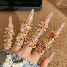 �͹Ż�������_�ڽ�ָ�ϼ�Ů�����insС���OӋ�Еr�аٴ�ָ�h