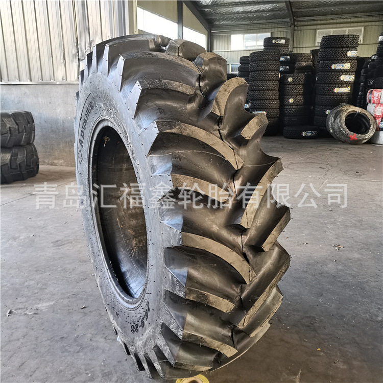 供应16.9-28 R-1S农用拖拉机轮胎人字花纹配内胎