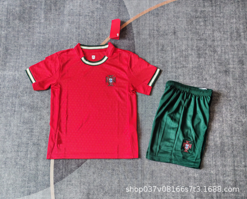 2526 포르투갈 홈 코트