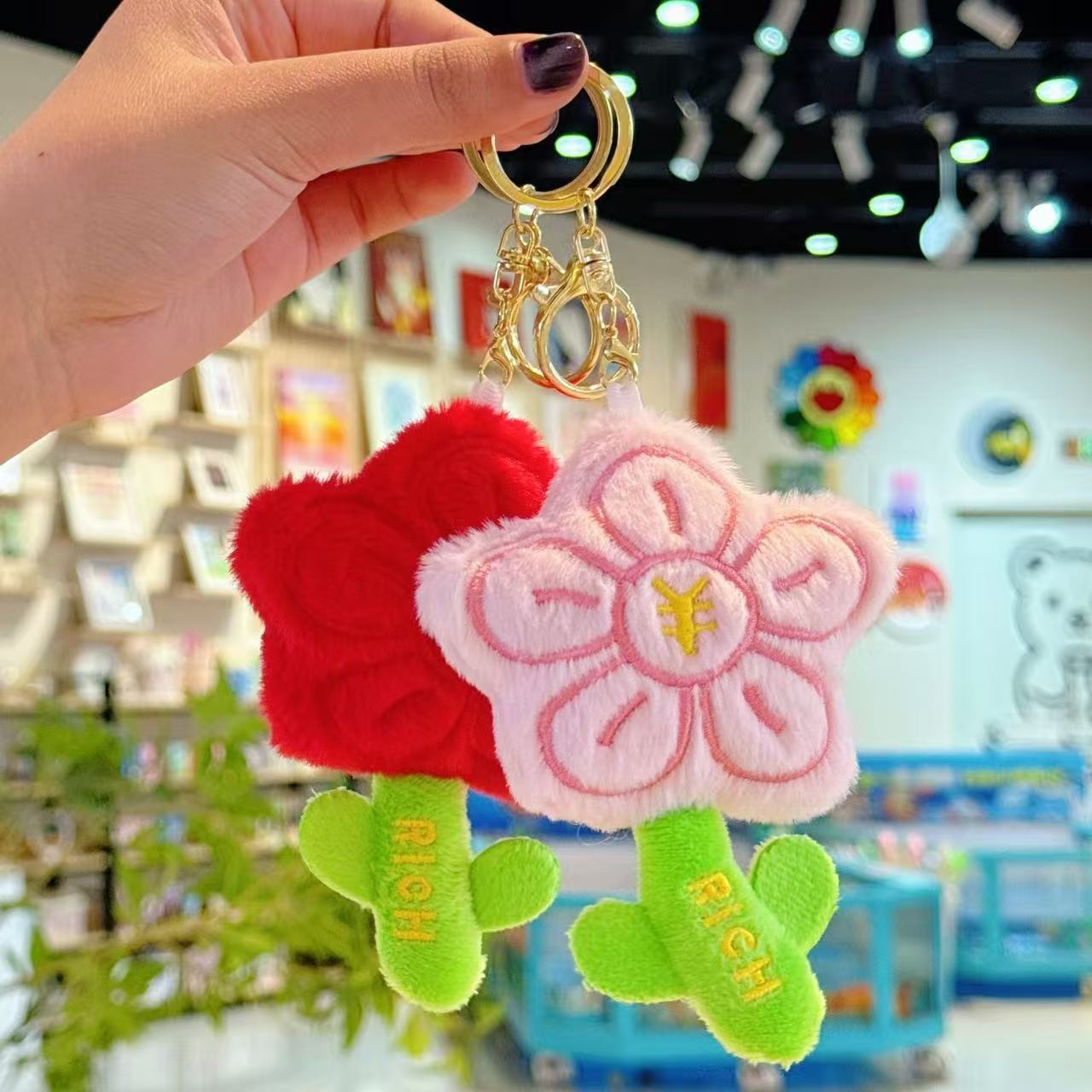 Creativo lindos colgantes de flores juguetes de peluche muñecas bolsas colgantes muñecas llaveros ramo muñecas al por mayor