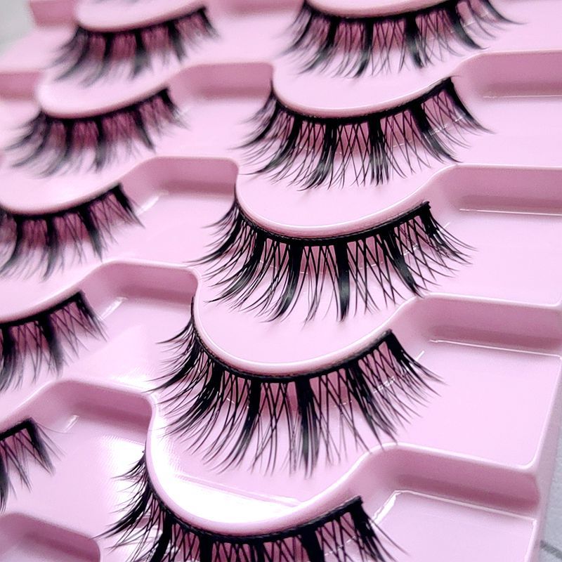 Pequeño libro rojo plantación de hierba cómic pestañas rollo de pestañas falsas pestañas pequeñas pestañas diabólicas 10 pares de maquillaje tailandés grueso europeo y americano