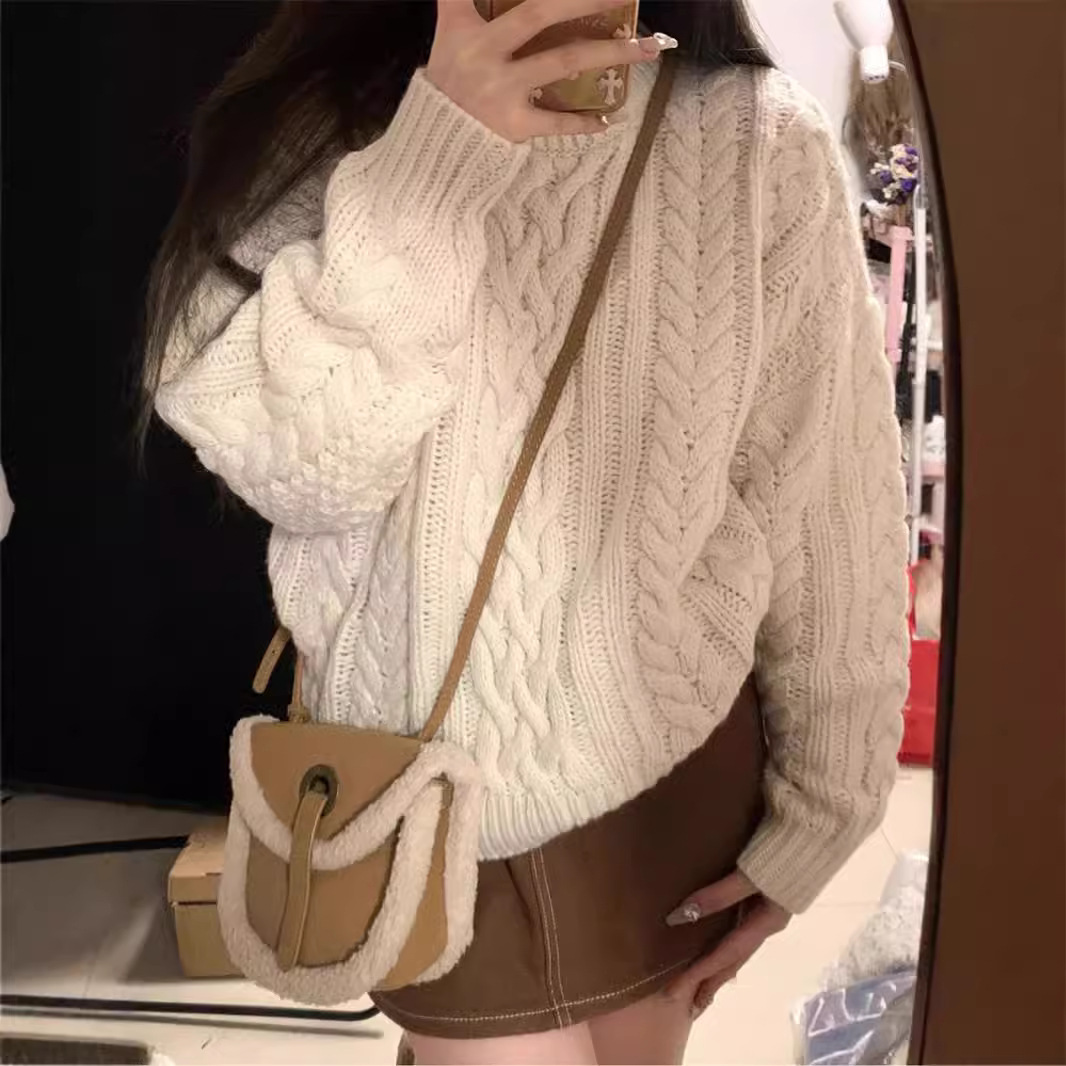 Japanese-Style Lazy Style Soft and Cozy Cable Knit Sweater for Women, Autumn and Winter Vintage Gentle Vibe Fluffy Pullover Knit Top