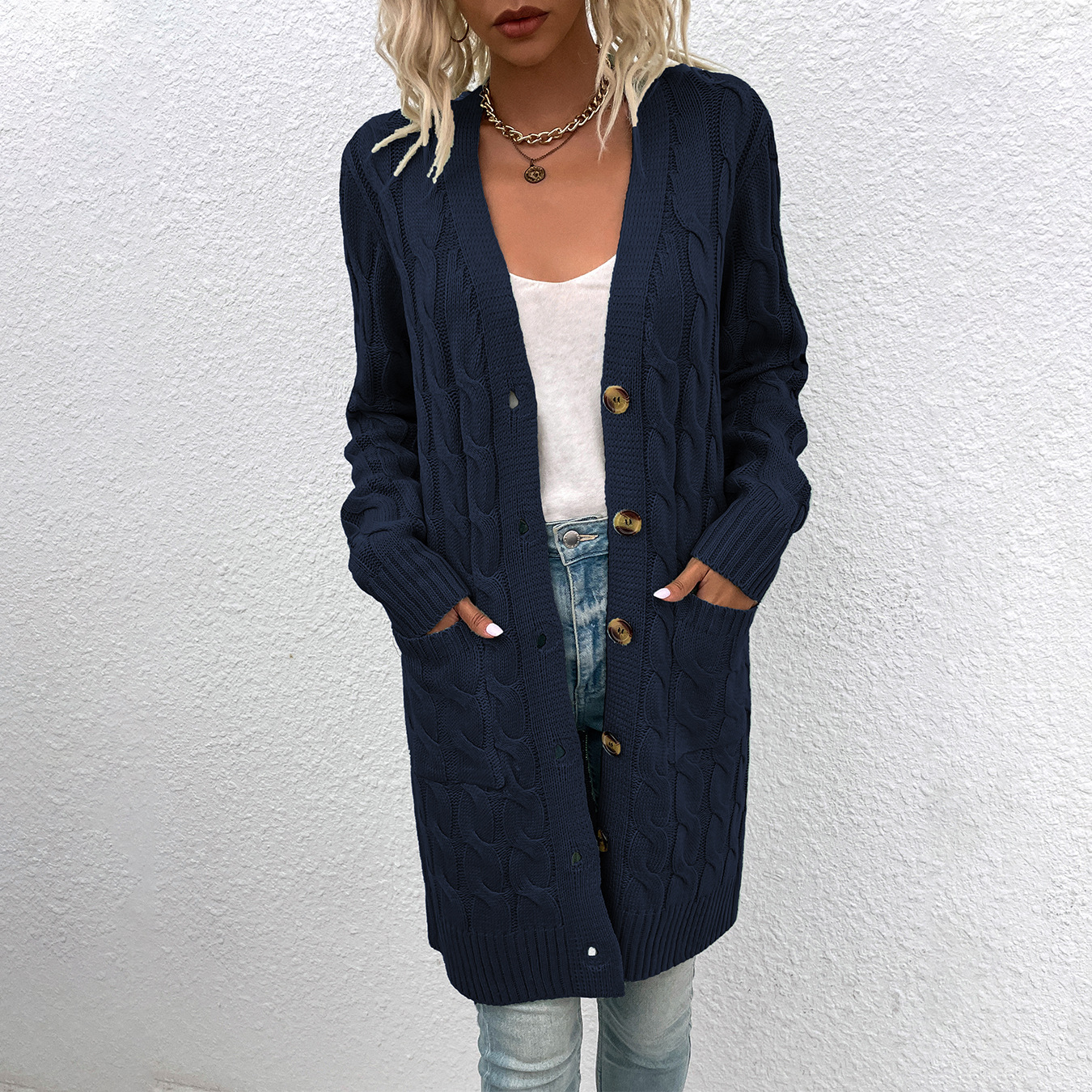 Suéter de punto largo estilo lluvia fina europeo y americano para mujer, otoño/invierno 2025, cárdigan nuevo con botones, ideal para comercio exterior, disponible en Amazon.