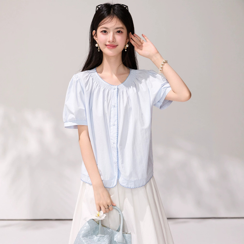 Gentle Style Light Blue Puff Sleeve Shirt for Women, Summer Pleated Round Neck Lace Cardigan, Niche Age-Reducing Short-Sleeved Top Gentle Style Light Blue Puff Sleeve Shirt for Women, Summer Pleated Round Neck Lace Cardigan, Niche Age-Reducing Short-Sleeved Top