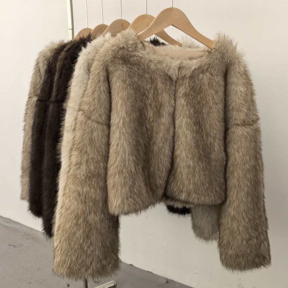 Women's Clothing Eco-Friendly Faux Fur Coat Winter Short Jacket Soft Plush Round Neck Fashion Outerwear Custom Colors (White/Cream, Grey/Cream, Brown)_voghion.com
