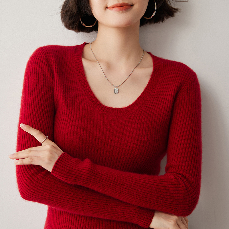 カシミヤのシャツの女性U襟の長袖はスリムで優しいです。