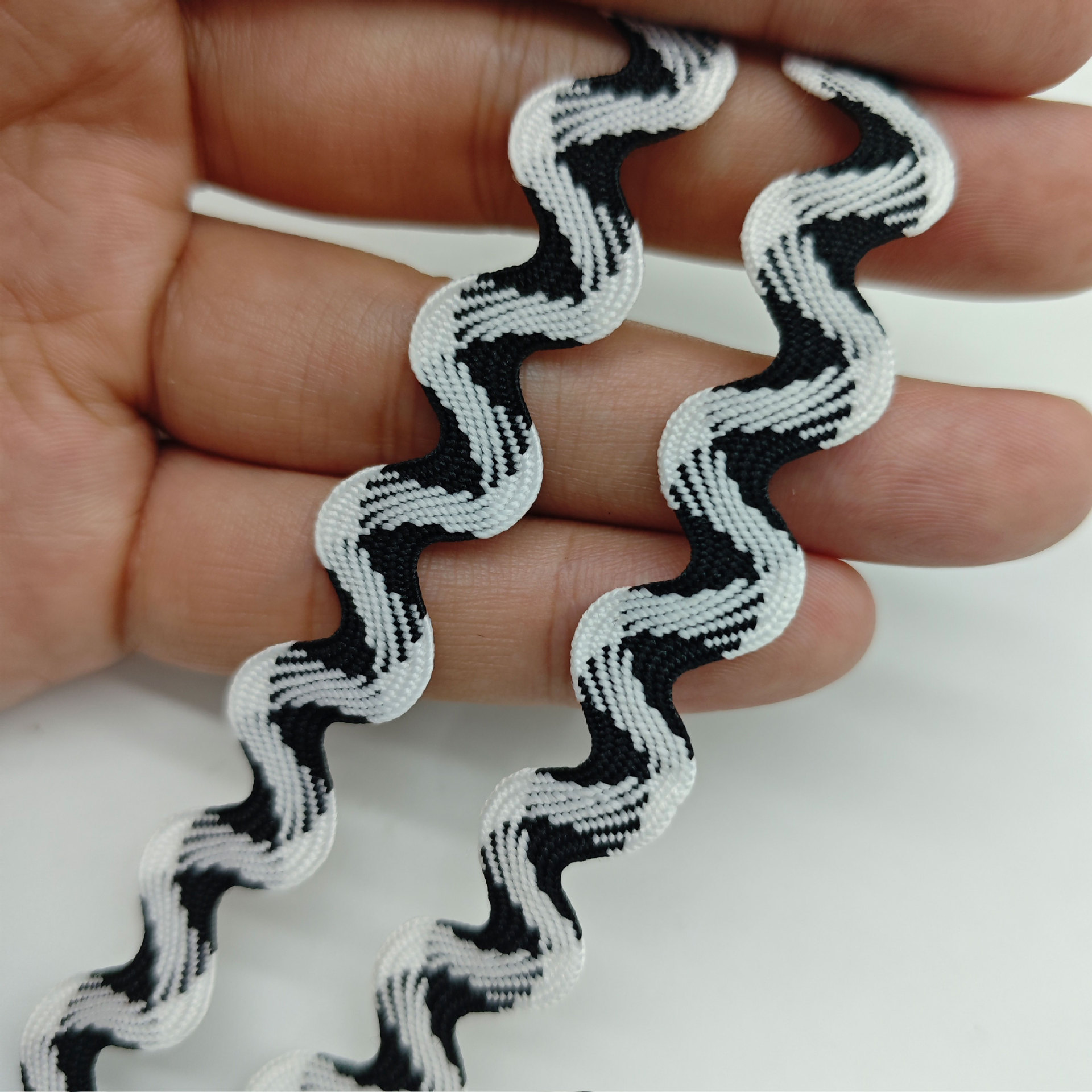 9MM color en blanco y negro, banda curva, patrón ondulado, decoración de bolsos, Lolita Hanfu, encaje, accesorios en forma de S