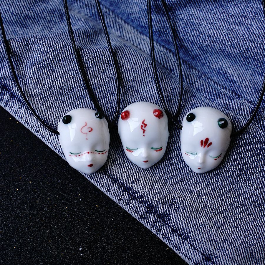 1 Piece Simple Style Doll Ceramics Unisex Necklace display picture 3