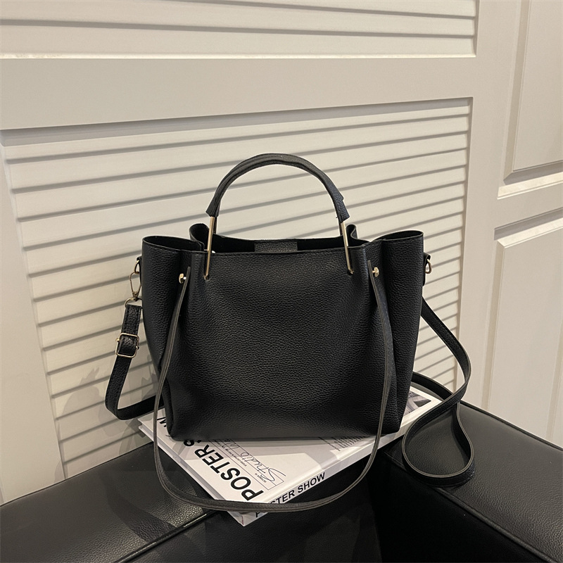 Retro Beutel Schultertasche Für Damen Herbst Einfache Umhängetasche_voghion.com