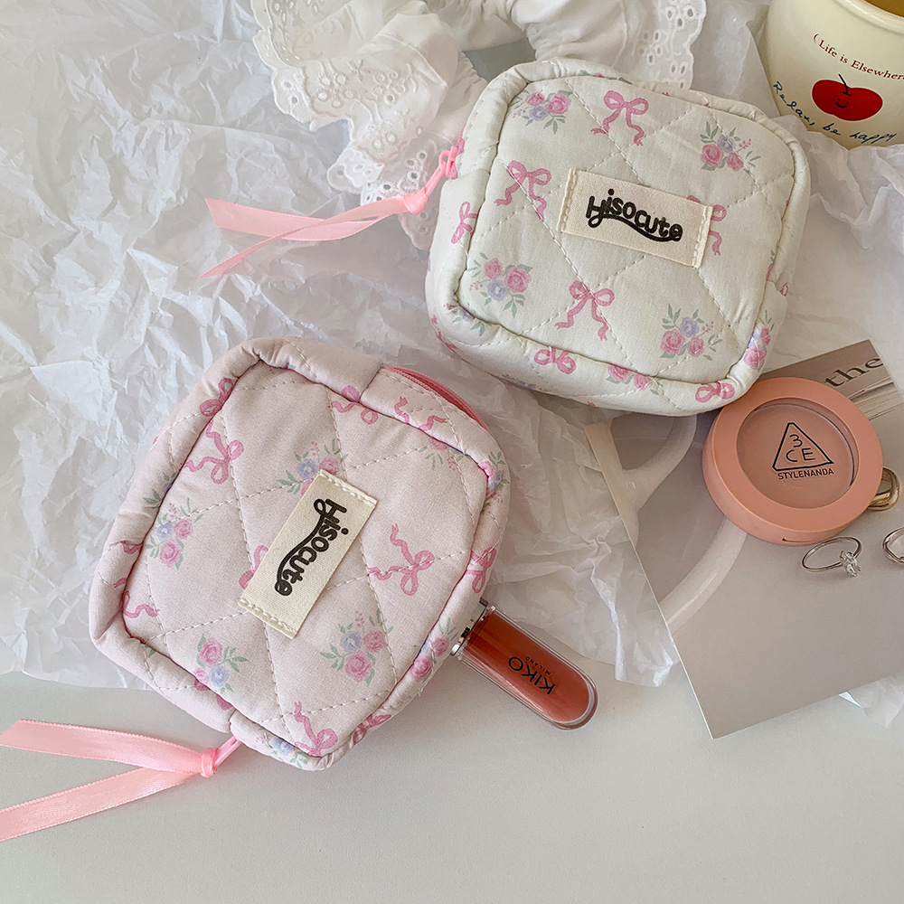 All Seasons Season Cute Bow Knot Cotton Polyester Square Makeup Bags