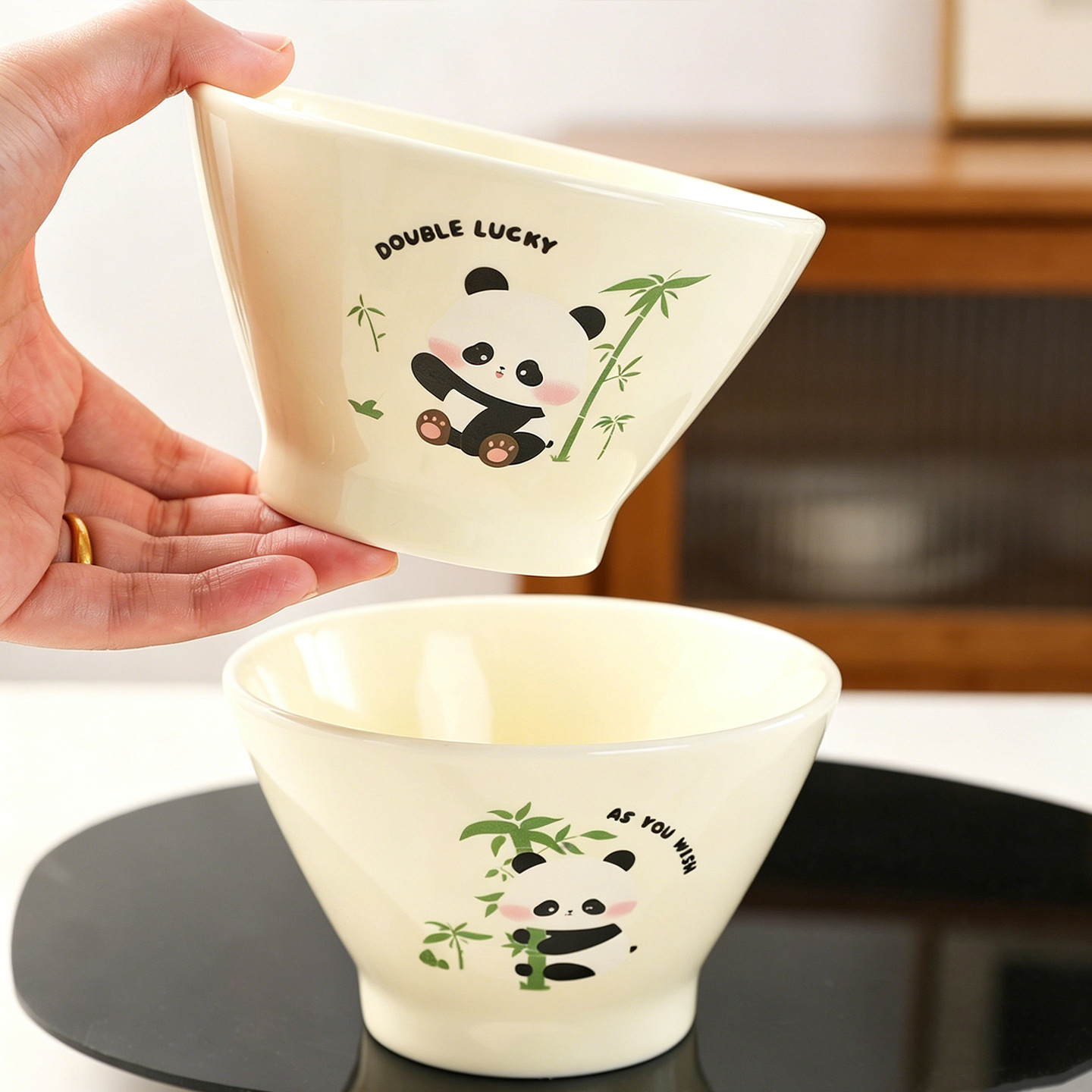 卡通陶瓷碗斗笠碗家用高脚碗高颜值米饭碗可爱熊猫餐具奶油点心碗