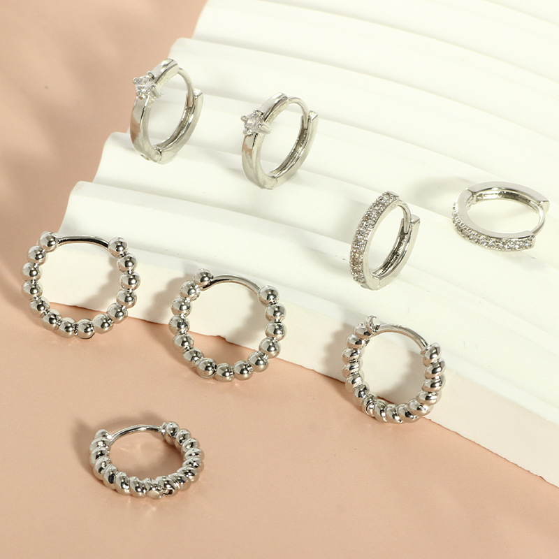 Pointed titanium steel lip stud product view