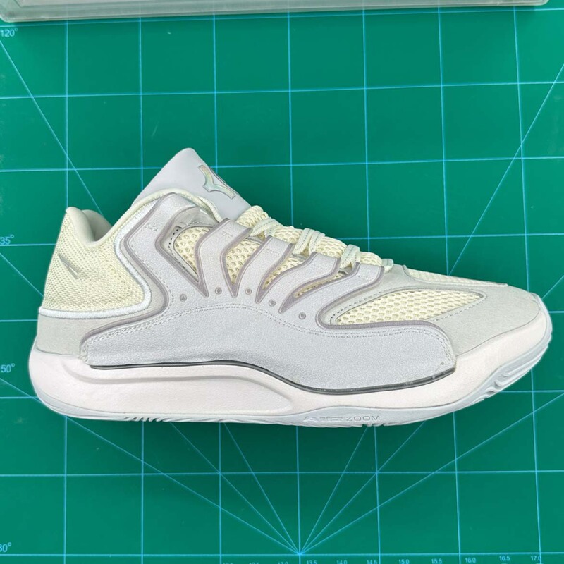 Original Box Durant Kd18 Halloween Ghost Claw Basketball Shoes Luminous Men's and Women's Practical Sneakers Breathable Grip Sports Shoes