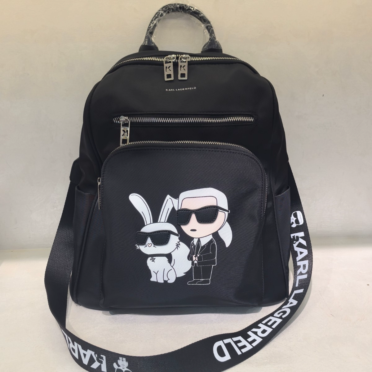 Cartoon backpack, capacious shoulder bag for leisure