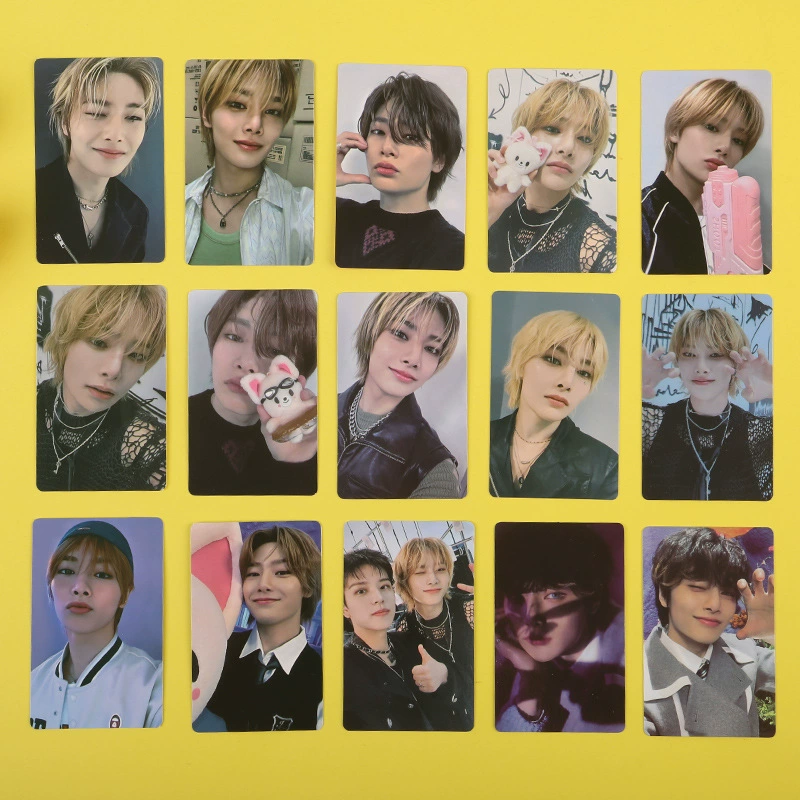 Картка малого размера (STRAY KIDS) ATE World Tour Seoul Collection, 5.4×8.6 см, коллекционные варианты
