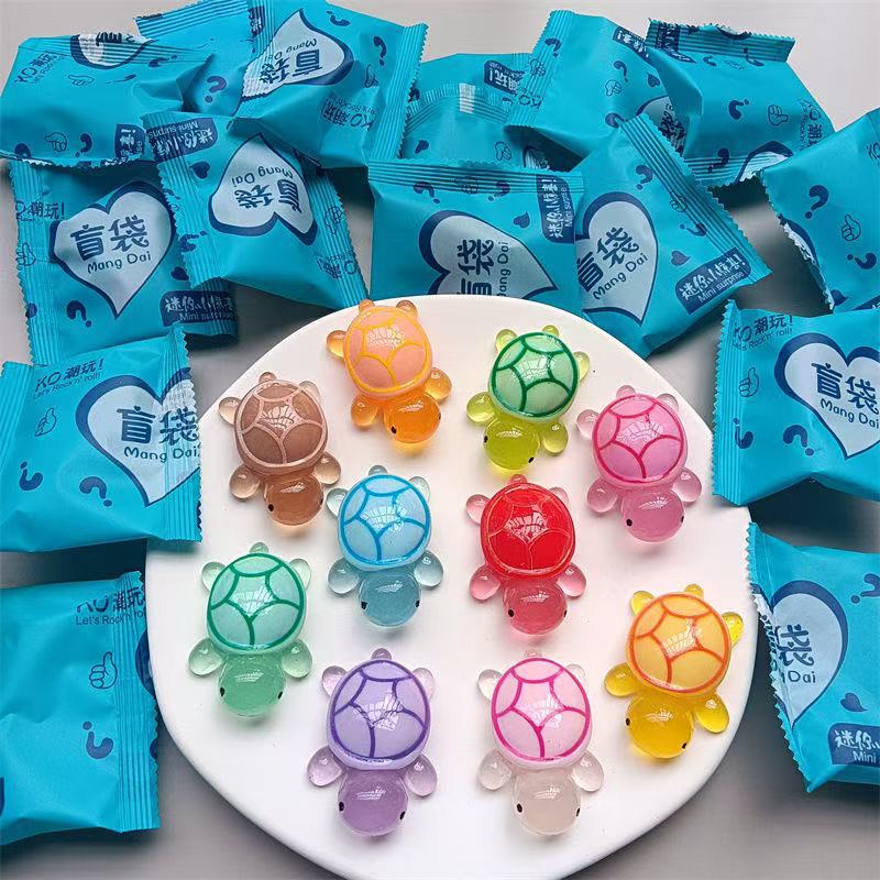 夜光小乌龟卡皮巴拉哪吒小盲袋diy饰品玩具水果崽崽小摆件批发|undefined