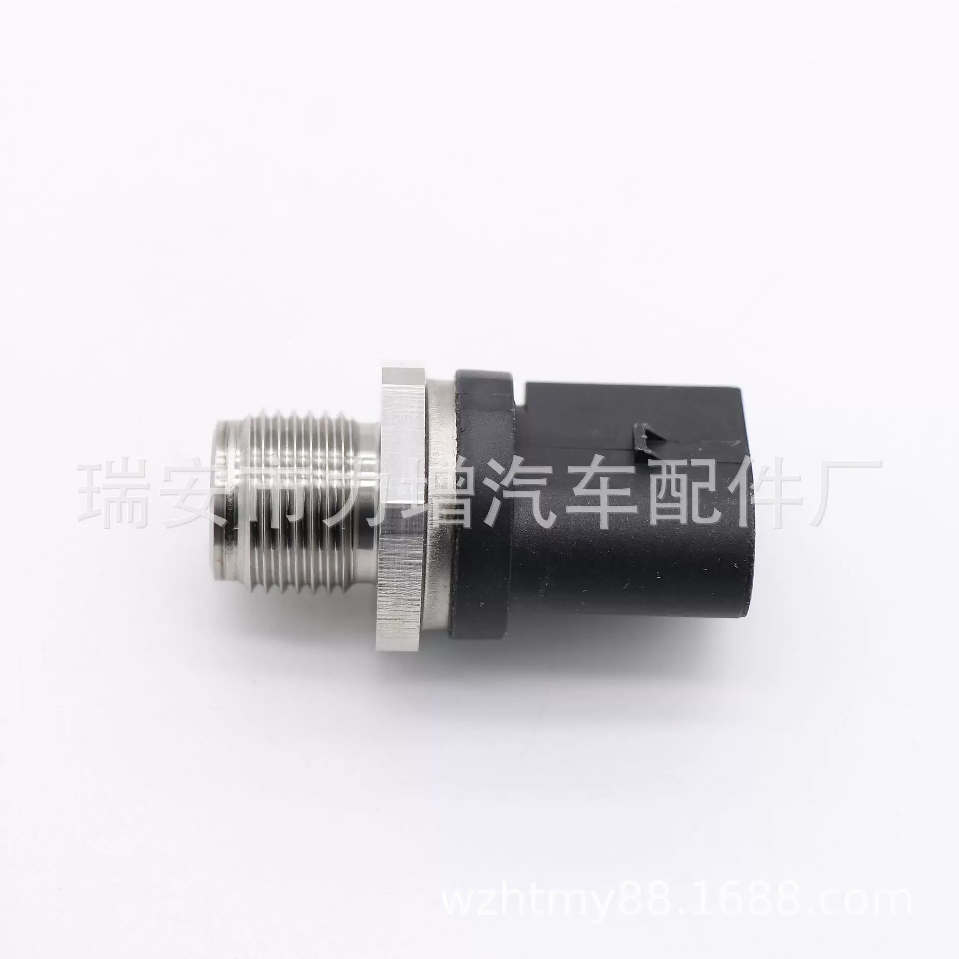 A0071530228 适用于奔驰轨压 燃油共轨 压力传感器