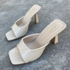Light apricot color