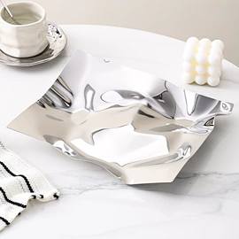 勺、调羹;保鲜盒、饭盒;烹饪勺铲