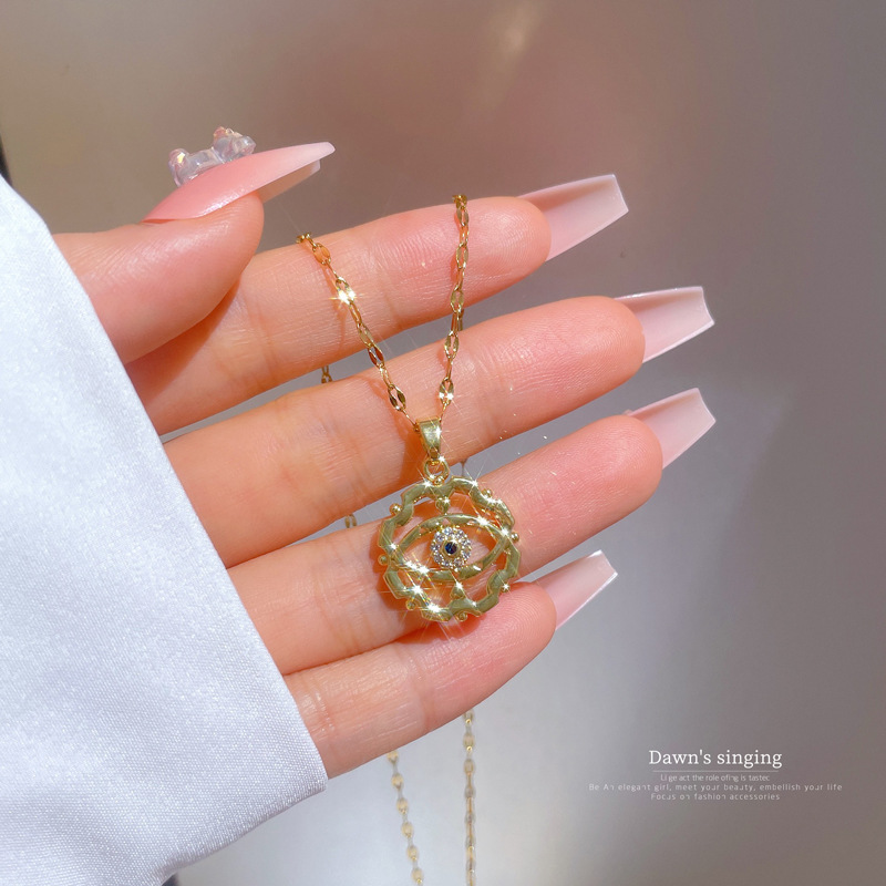 Light Luxury Full Diamond Micro-inlaid Zircon Devil's Eye Necklace Copper Electroplated Real Gold Pendant Ins Wind_voghion.com