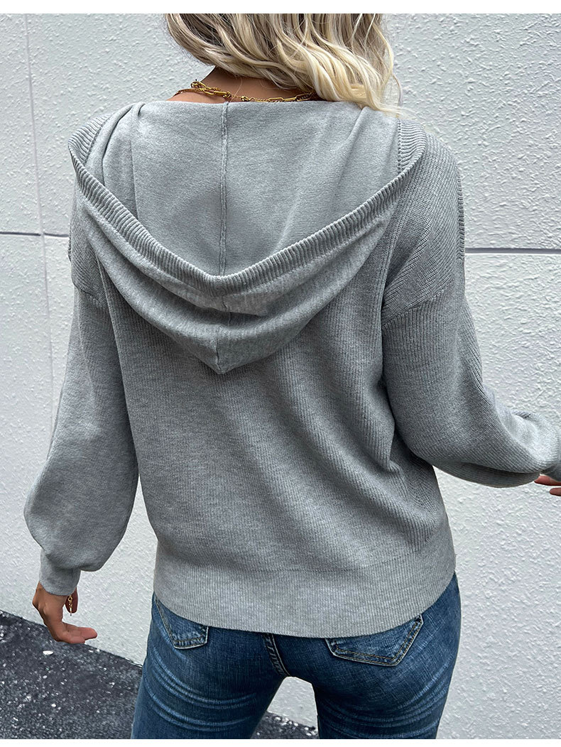 Einfarbiger, langärmeliger Kapuzenpullover mit Knöpfen_voghion.com