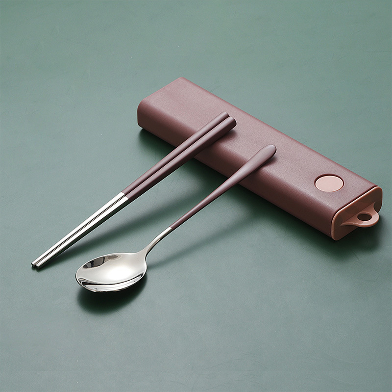 스프레이 페인트 숟가락과 젓가락 - 핑크색