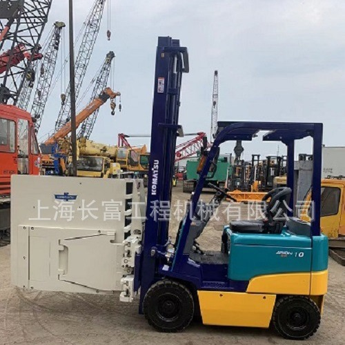 1吨冰箱夹 升高4米小松电动叉车 开口1.9米承载1吨蓄电池冰箱包夹