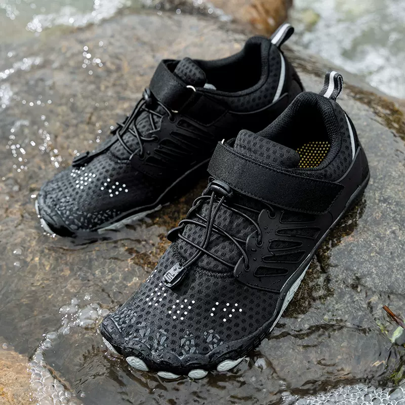 哇噢直供跨境爆款情侣涉水鞋男户外溯溪鞋速干防滑登山露营游泳女