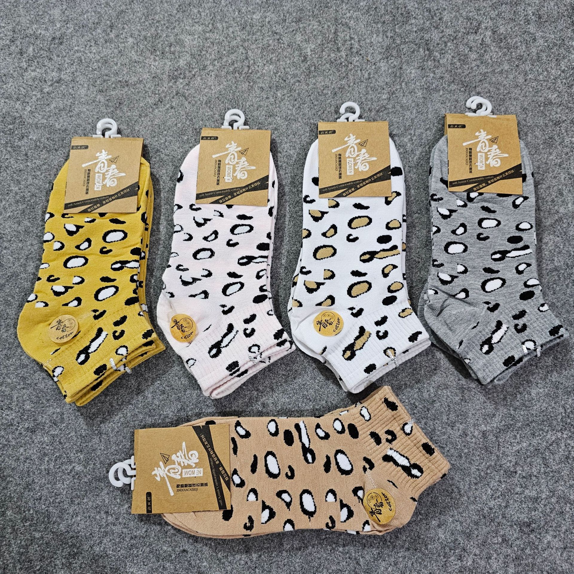 Disminución de precios stock hombre y mujer calcetines de algodón de color sólido calcetines casuales de borde de color