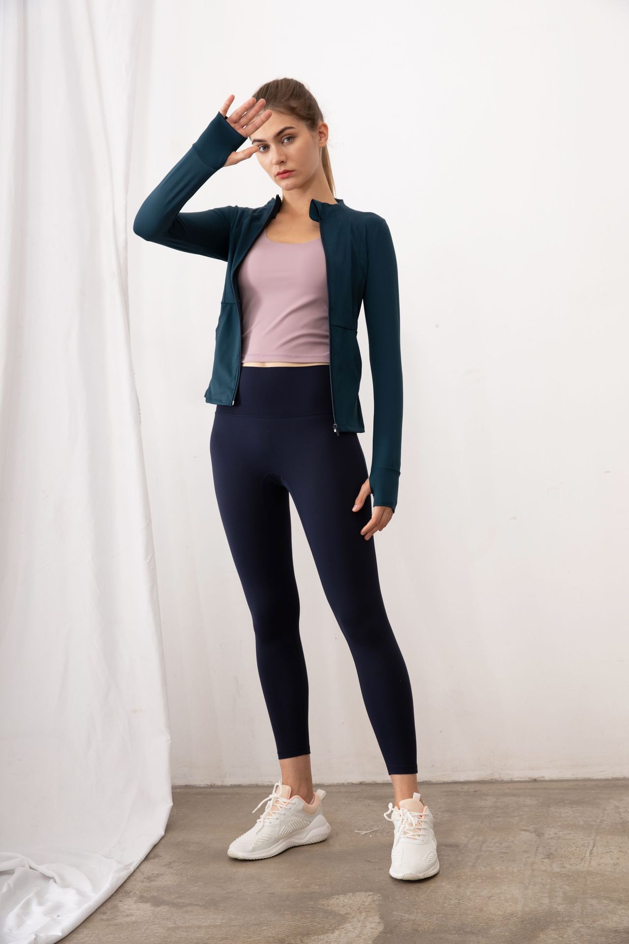 Simple Style Solid Color Nylon Cotton Blend Round Neck Tracksuit Coat Skinny Pants Sweatpants display picture 24