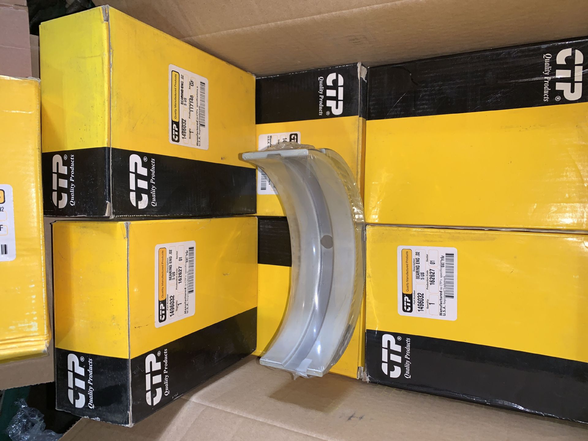 供应卡特彼勒3508、3512、3516B发动机曲轴瓦149-6032