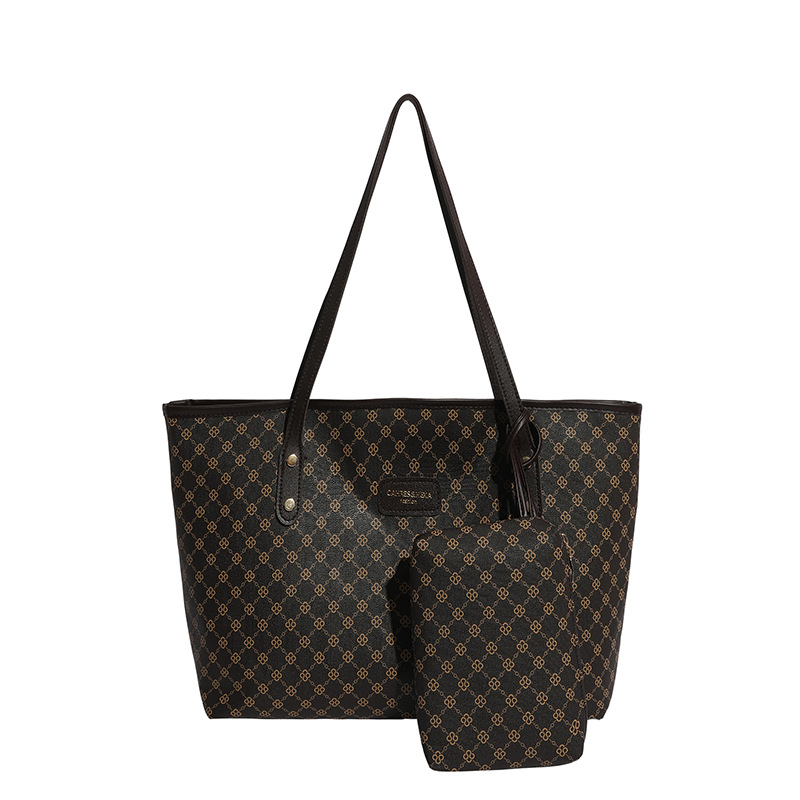 Tendencia transfronteriza coreana bolso de mano bolso de mujer 2025 nuevo invierno estriado bolso de hombro ligero de lujo bolso de brazos