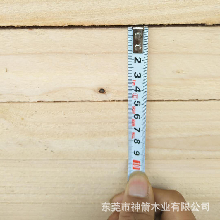 �㶫����ľ������˳ֱ���ױ��β�ù��4*9��ɼ������ľ4��