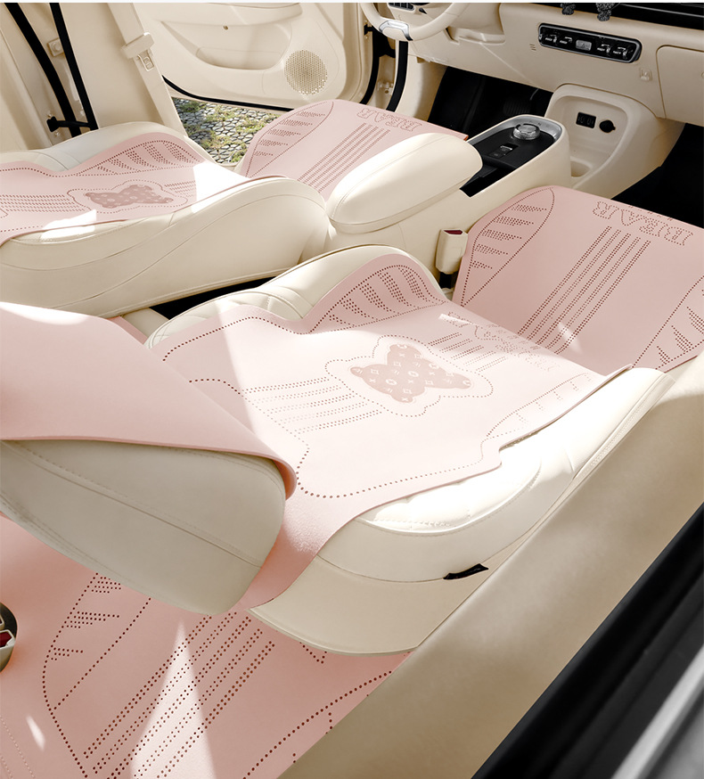 26 Bear-Themed All-Season Car Seat Cushion, Fresh Cartoon Bear Design, Breathable Seat Cover, Women's Cooling Pad, Five-Seater Set