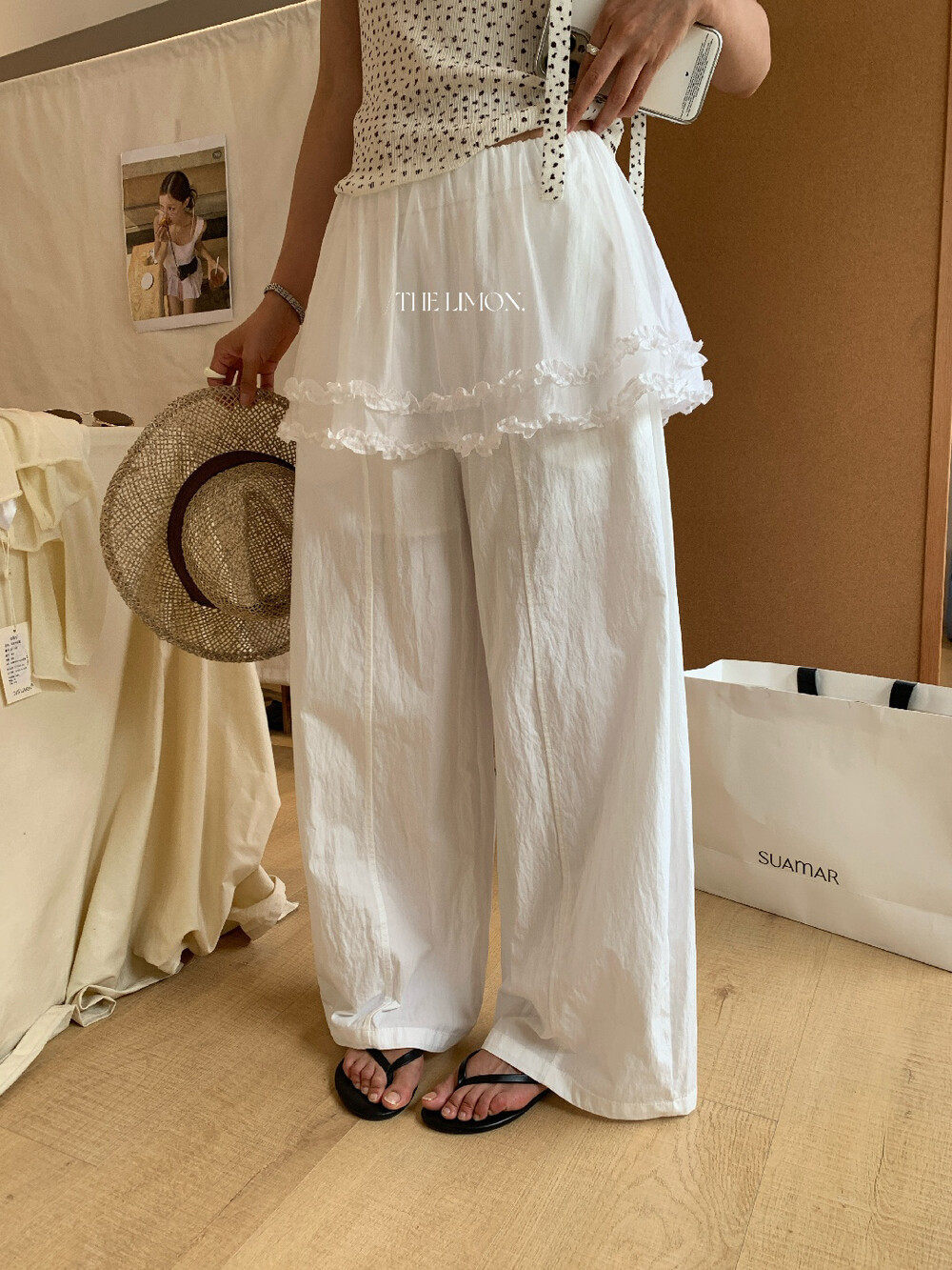 Quần culottes nữ ống rộng cạp cao phong cách Hàn Quốc, thiết kế giả hai lớp viền bèo nhún — màu trắng, màu xám, màu kaki chi tiết 14