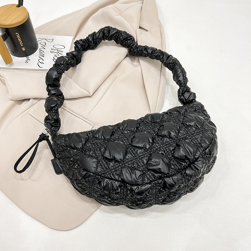 Koreanische Version der modischen Wolkentasche, plissierte Knödeltasche, vielseitige Umhängetasche mit einer Schulter für Damen (mit Staubbeutel im Lieferumfang enthalten)_voghion.com