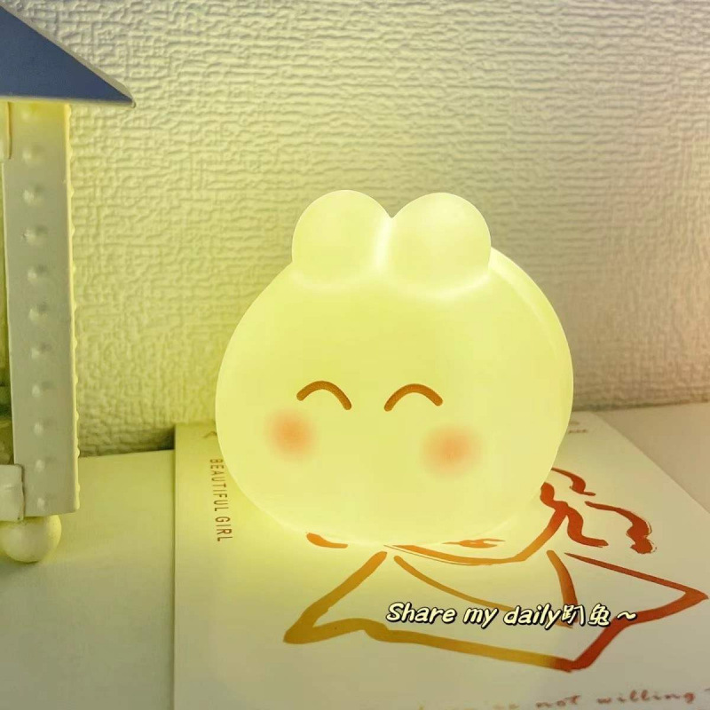 公園の屋台、婦人節の屋台、ネット有名人の爆発的な人気のおもちゃ、夜市の光る子供向けギフト|undefined