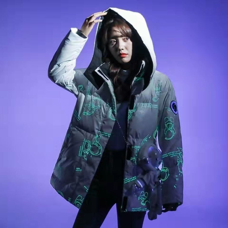 Down Women 2022 new pattern Disposable Bright surface have cash less than that is registered in the accounts Duck Korean Edition winter lady Astronaut Hooded coat