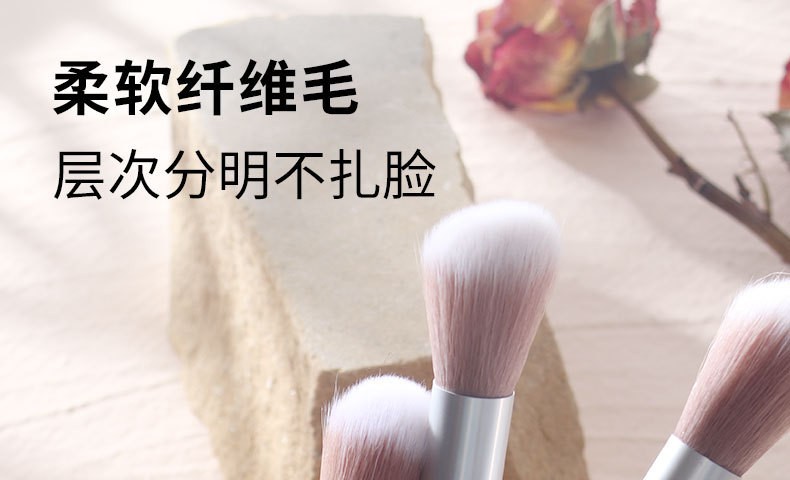 Factory direct sales of single small Odin powder brush, highlighter brush, blush brush, portable short beauty tool, makeup brush Item Picture