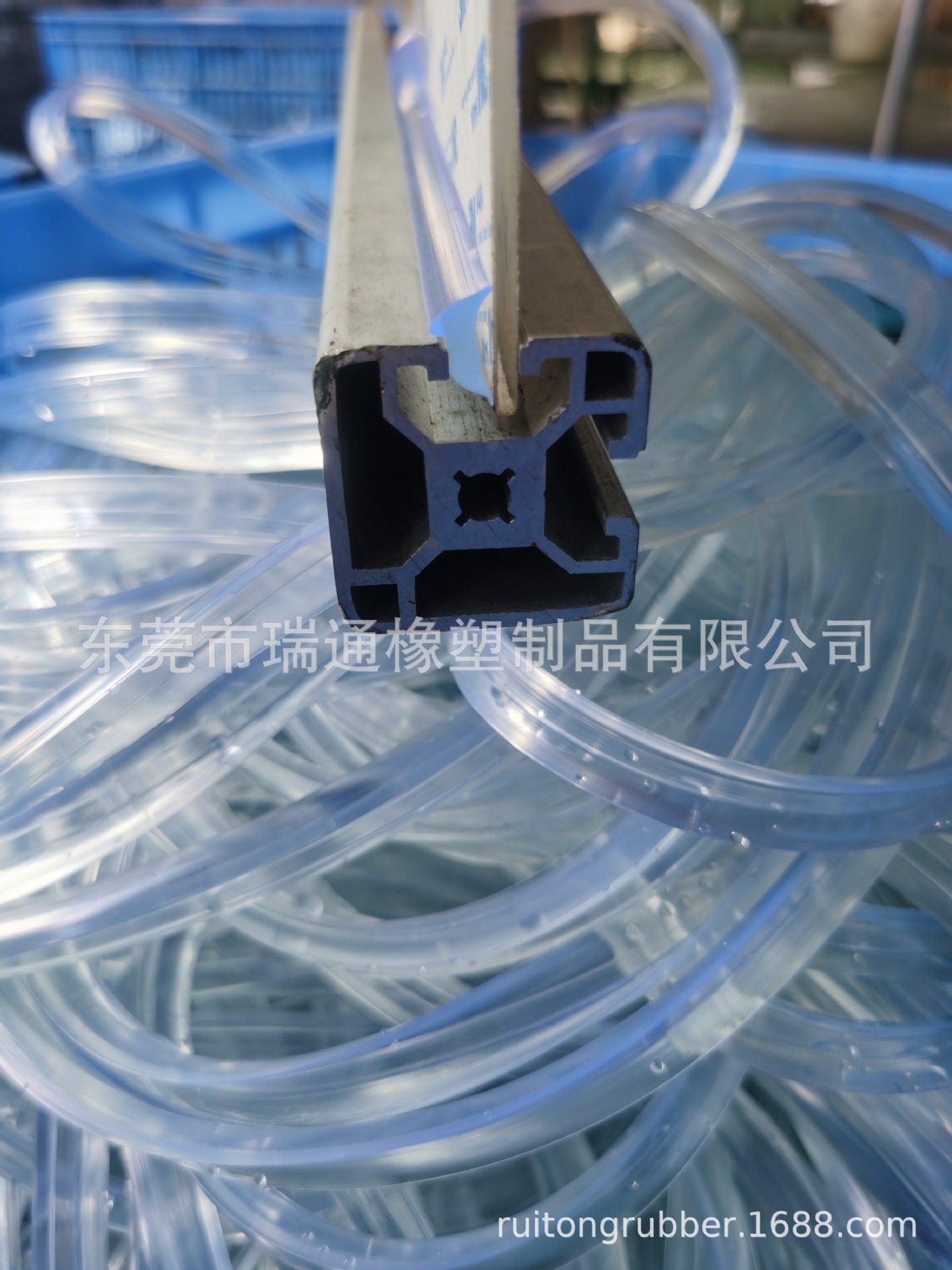 PVC玻璃压条 TPV面板压条 卡亚克力玻璃透明软胶条