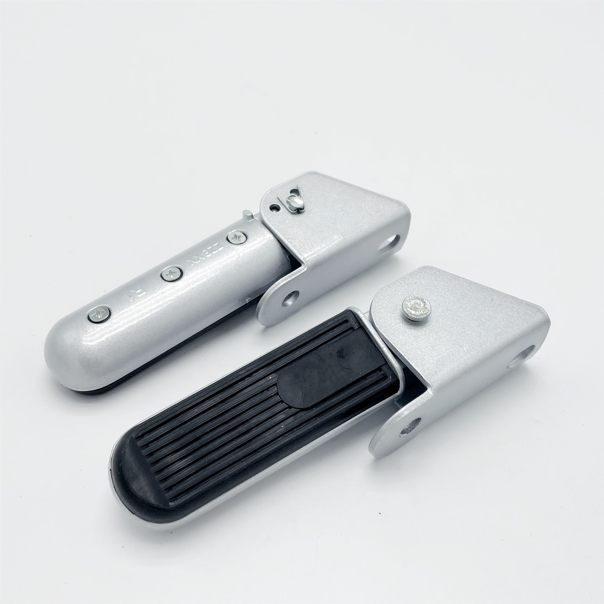 Suitable for Yadi Electric Vehicle Pedals Ouyi N1 Shangteng Dumbo Cool K Le Yuan Rear Footrest Pedal Rear Seat Pedal