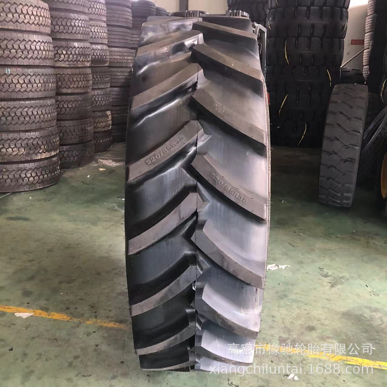 雷沃欧豹MW2304-6 420/85R28 520/80R38 人字花纹农用子午线轮胎