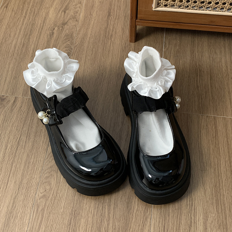 검은색