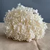 Молочно-белый