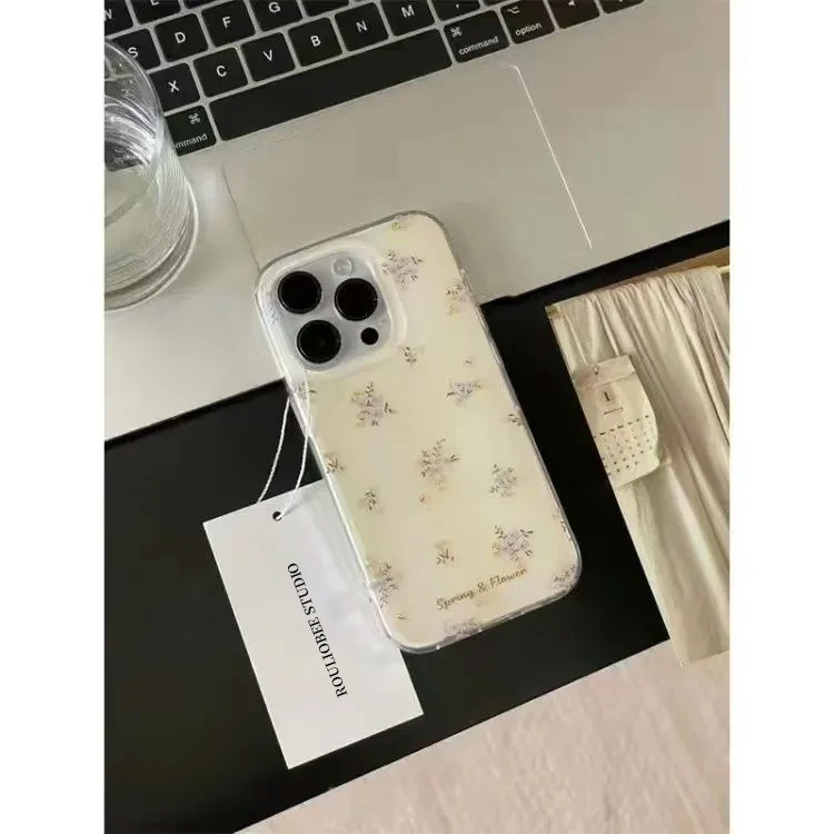 インスタ映えするApple 16ProMax用スマホケース iPhone15 白色花柄14 シンプル13/17|undefined
