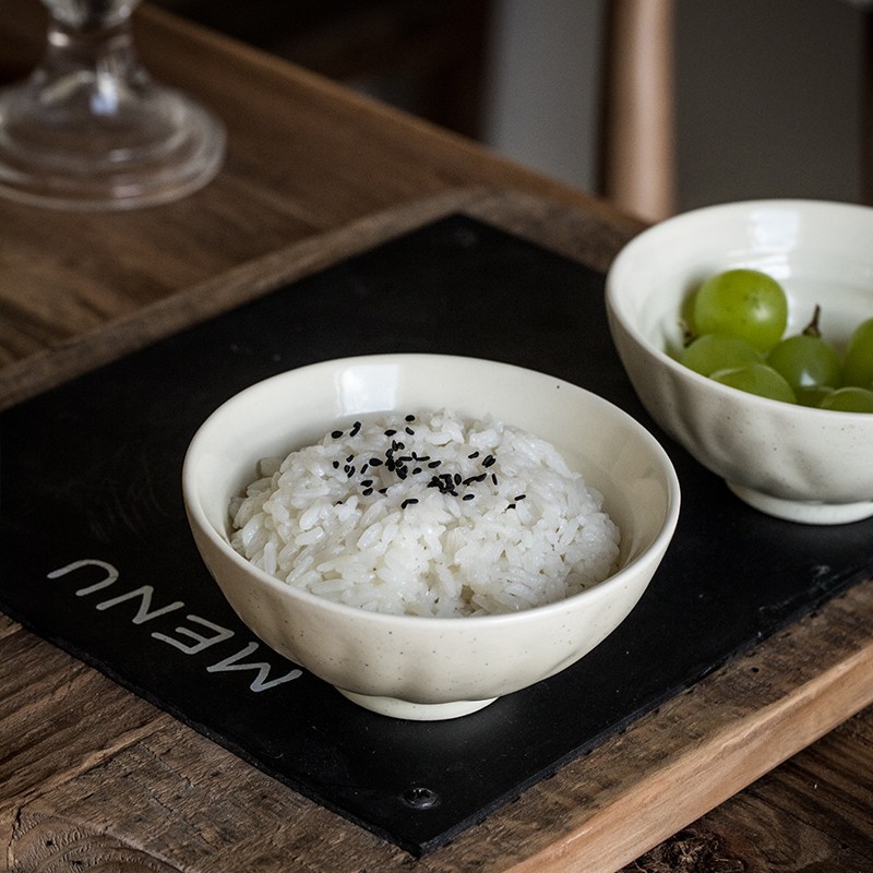 Cuencos de arroz de tinta de 4,5 pulgadas con cuencos de rosca de alto valor para restaurantes residenciales cuencos de cerámica exportación transfronteriza
