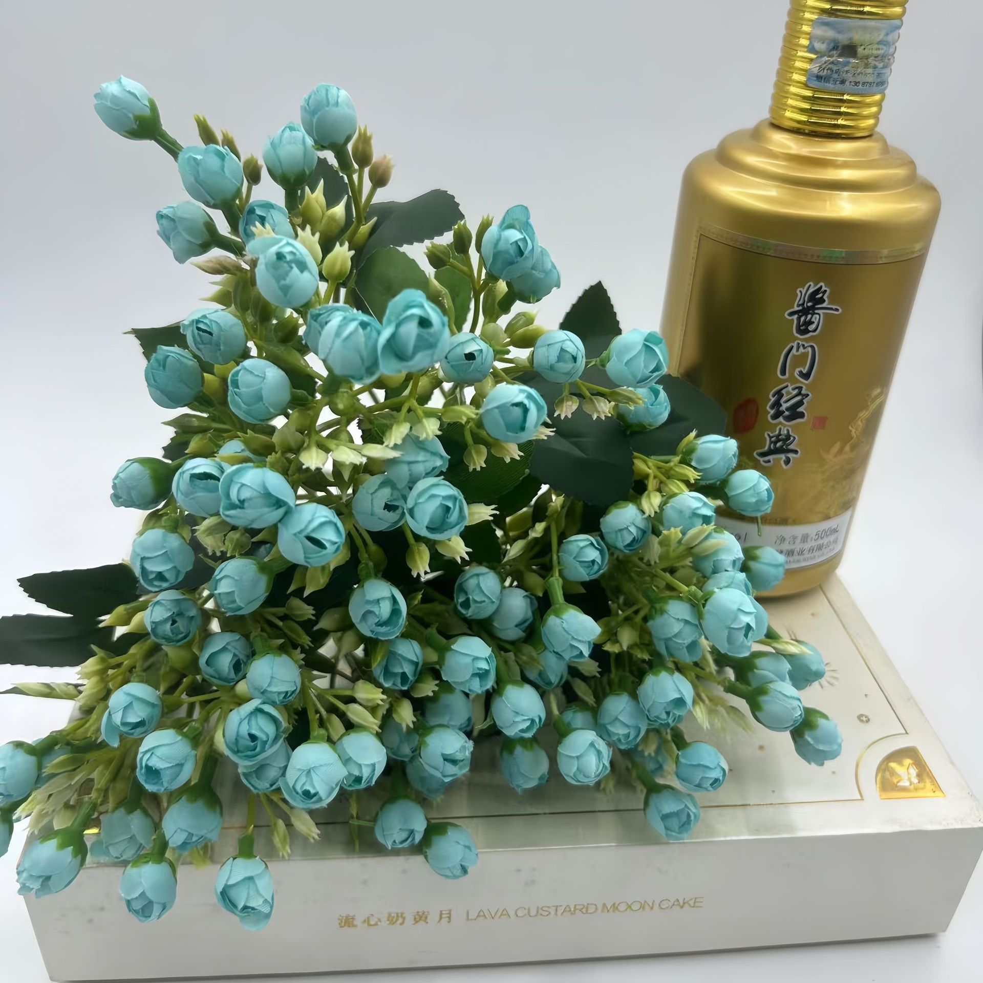 Simulación de un pequeño ramo de flores 5 horquillas 30 flores brotes de flores de Milán artificial simulación de brotes de rosas decoración de boda en el hogar