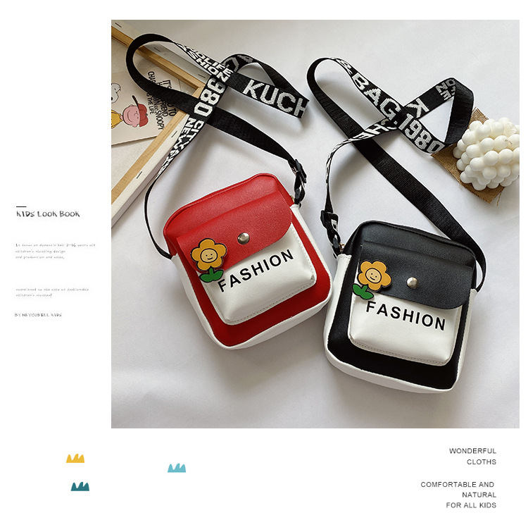 Wholesale of new Korean-style small square bags, cute single-shoulder bags for export, wide-shoulder crossbody bags, cosmetic bags, mobile phone bags and women's bags undefined